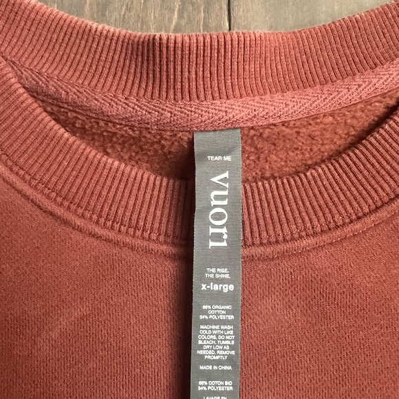 Vuori Restore Cropped Crewneck Sweatshirt - Picture 3 of 6